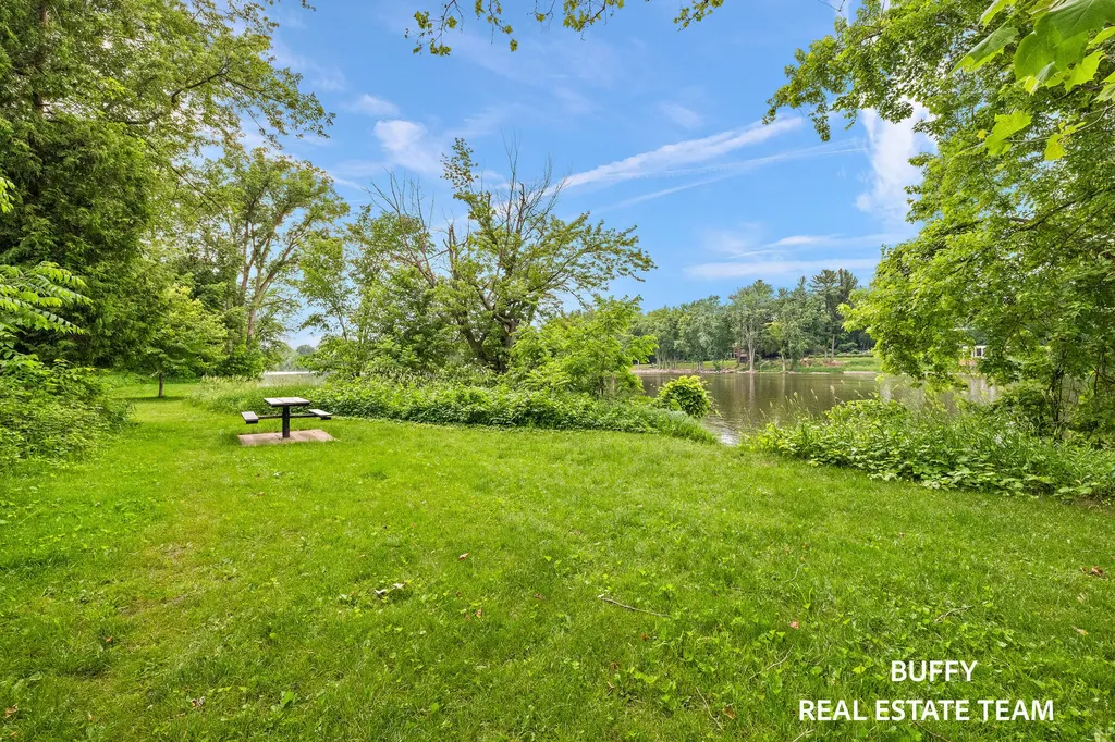 13384 68th Avenue Allendale Charter Township MI 49401