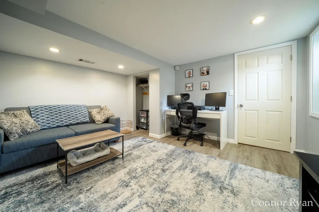 6145 Idaho Avenue NE Plainfield Charter Township MI 49306