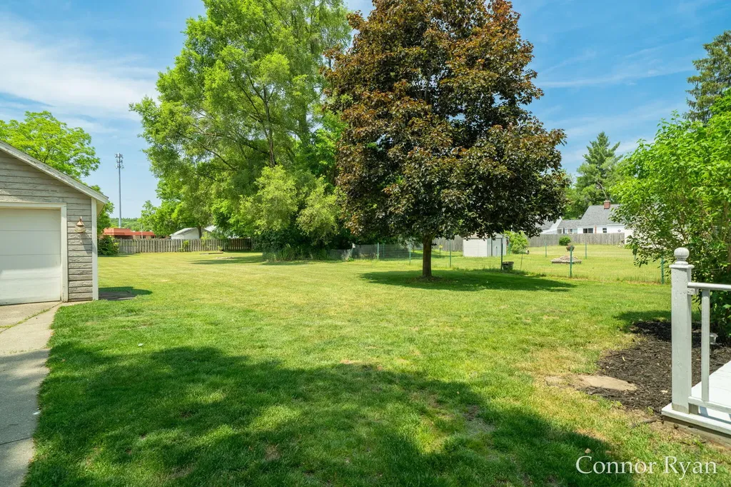 6145 Idaho Avenue NE Plainfield Charter Township MI 49306