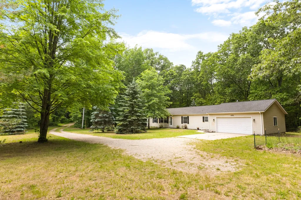 13726 Jennifer Road Robinson Township MI 49417