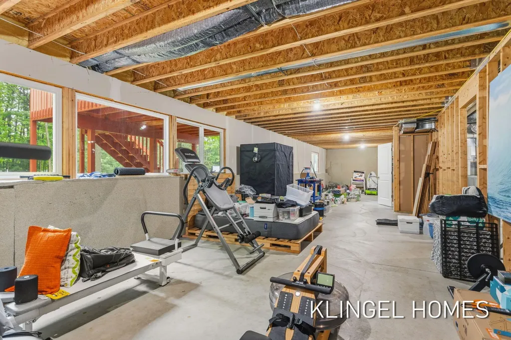 16815 Watersedge Drive Grand Haven Charter Township MI 49417