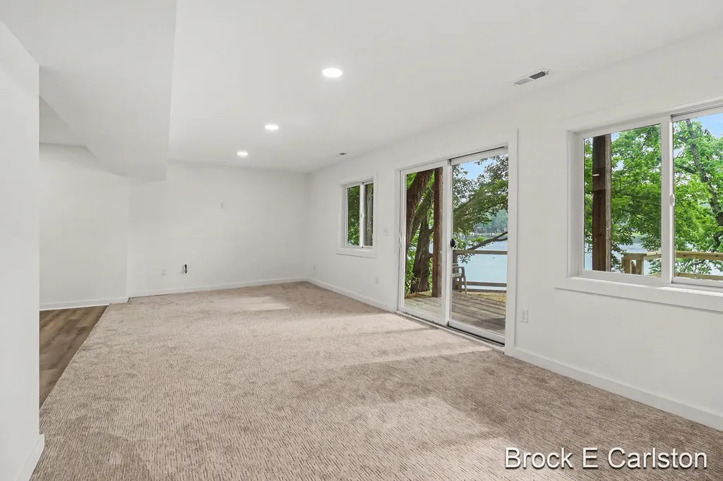 7880 W Lake Road Holton Township MI 49457