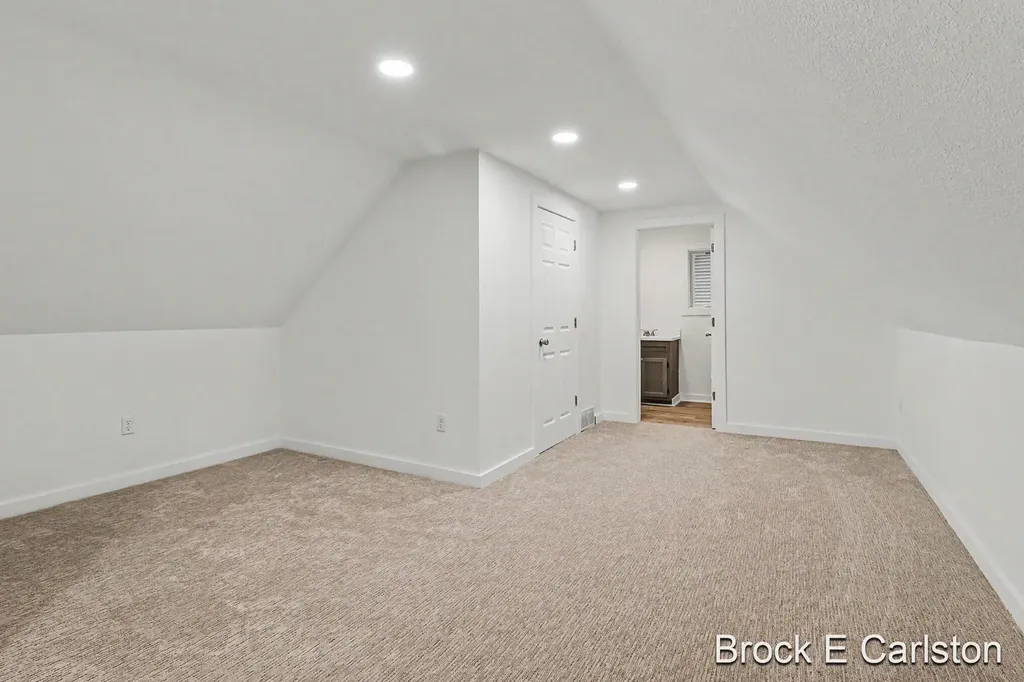 7880 W Lake Road Holton Township MI 49457