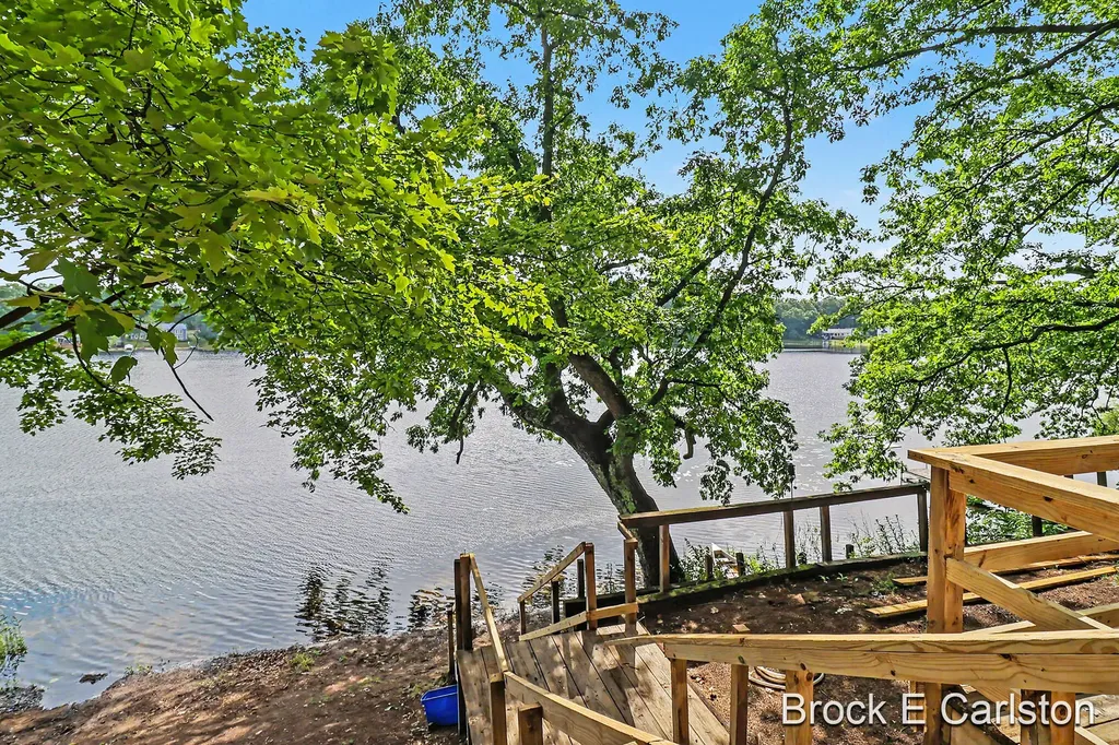 7880 W Lake Road Holton Township MI 49457