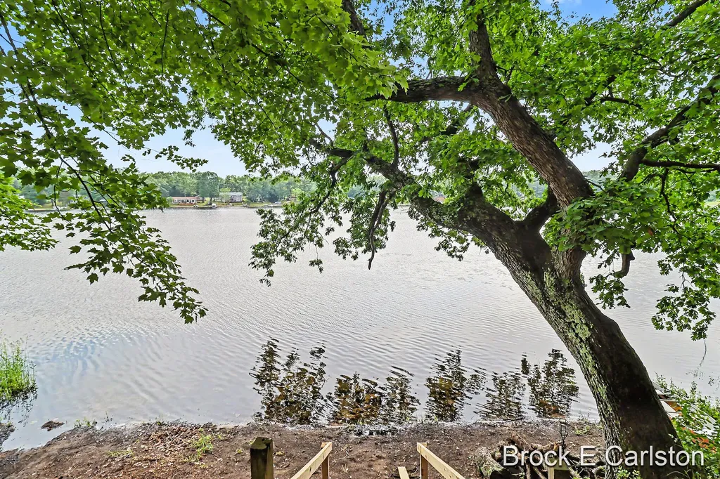 7880 W Lake Road Holton Township MI 49457