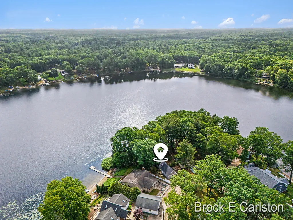 7880 W Lake Road Holton Township MI 49457