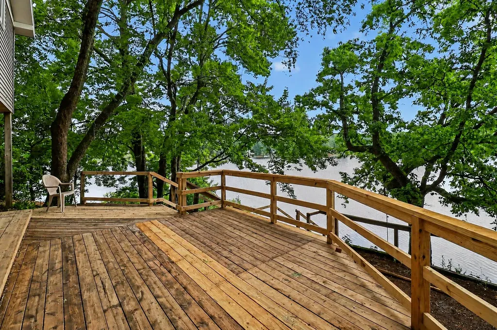 7880 W Lake Road Holton Township MI 49457