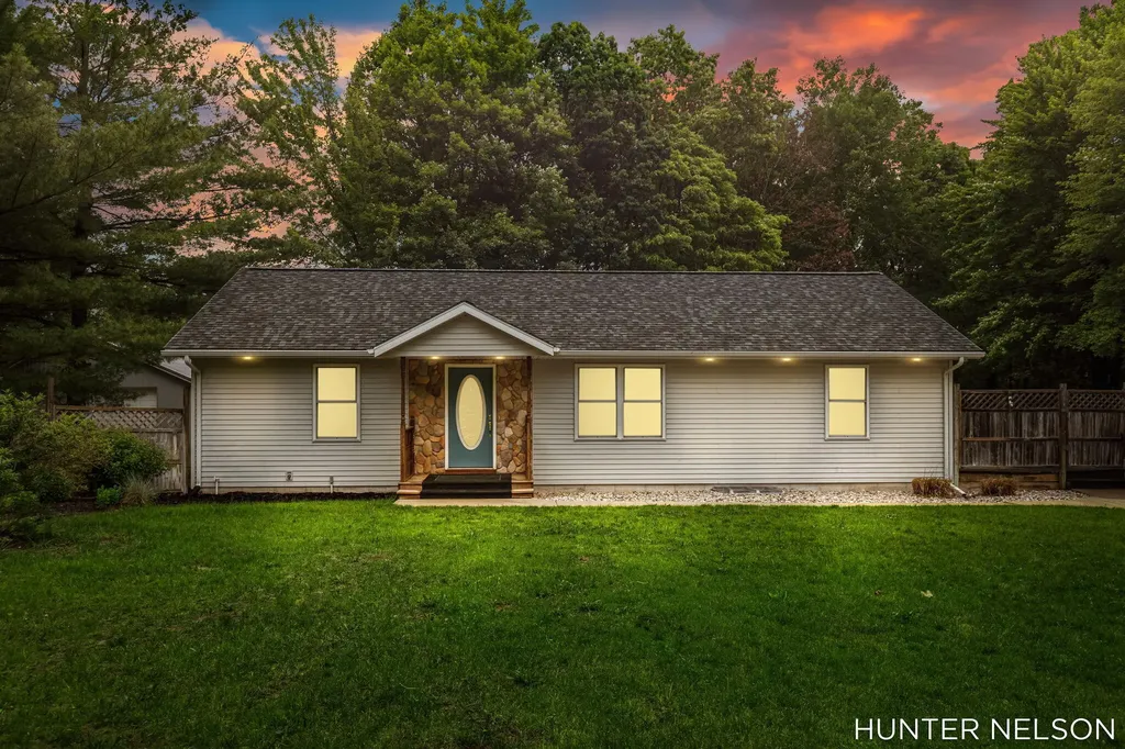 1081 E 98th Street Grant Township MI 49327