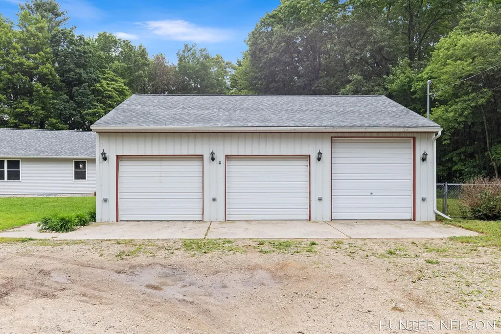 1081 E 98th Street Grant Township MI 49327
