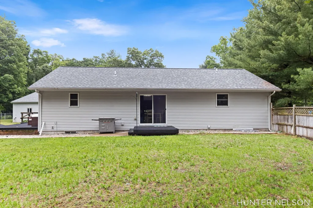 1081 E 98th Street Grant Township MI 49327
