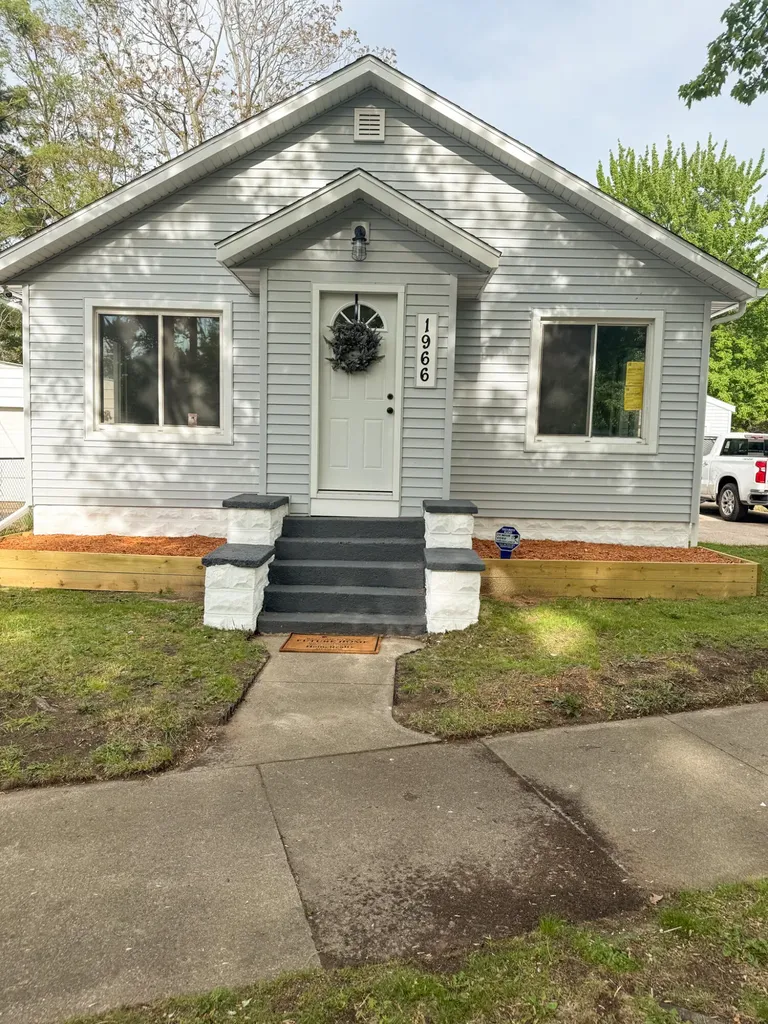 1966 Terrace Street Muskegon City MI 49442