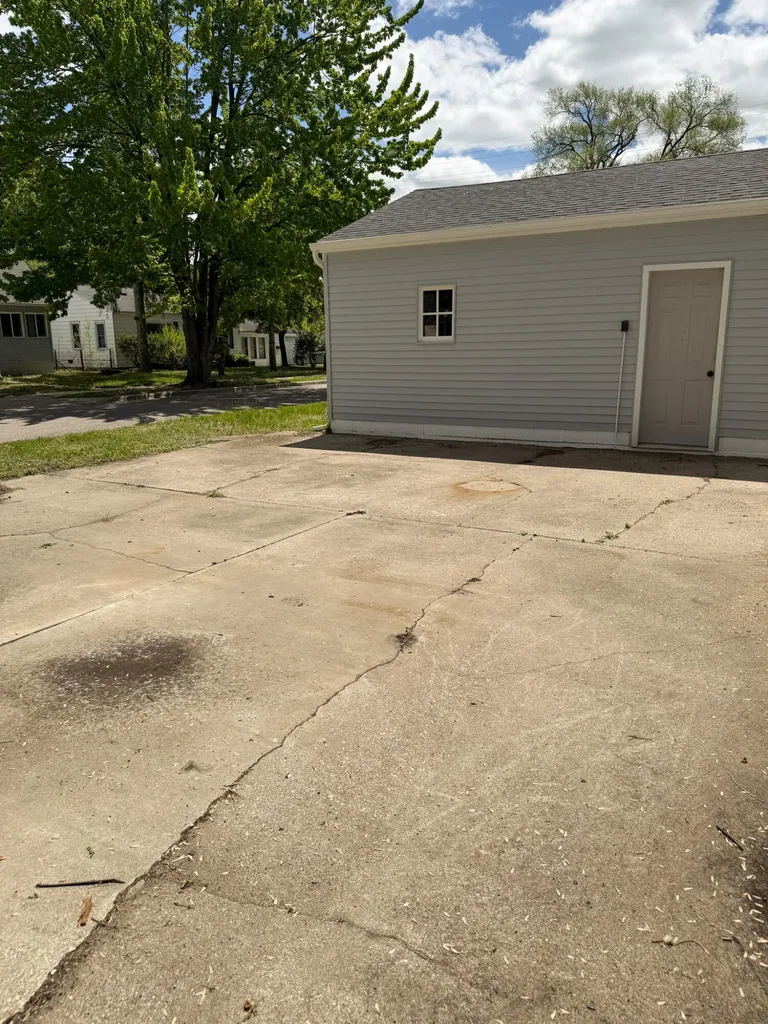 1966 Terrace Street Muskegon City MI 49442