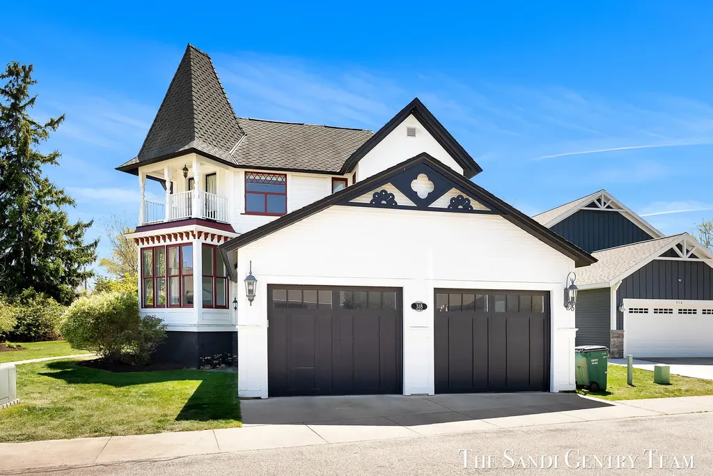 318 Rachaels Way Spring Lake Village MI 49456