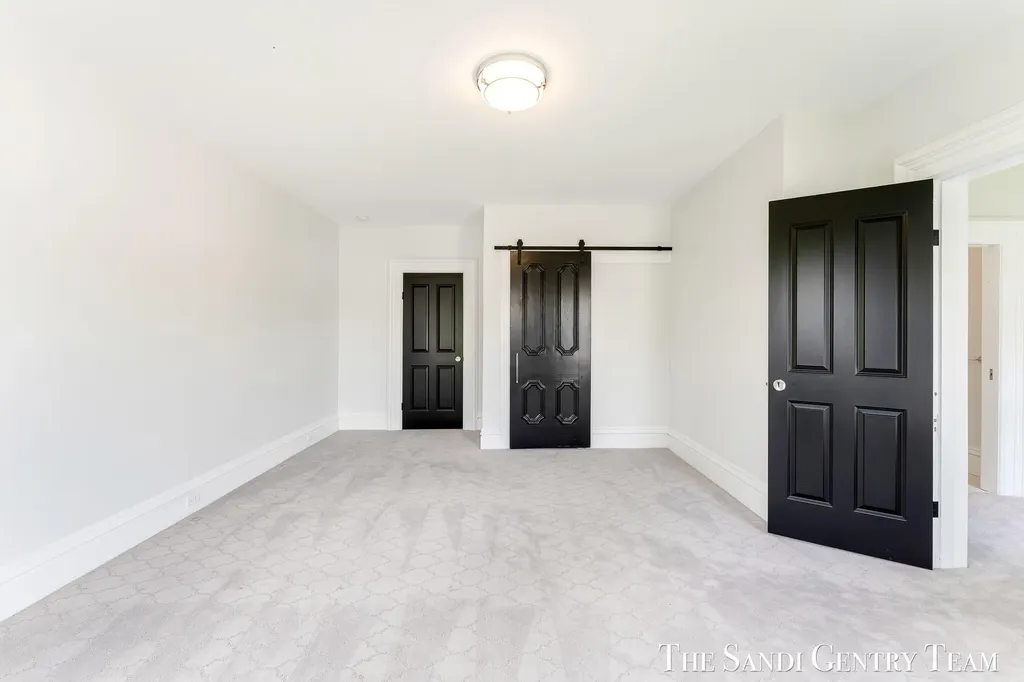 318 Rachaels Way Spring Lake Village MI 49456