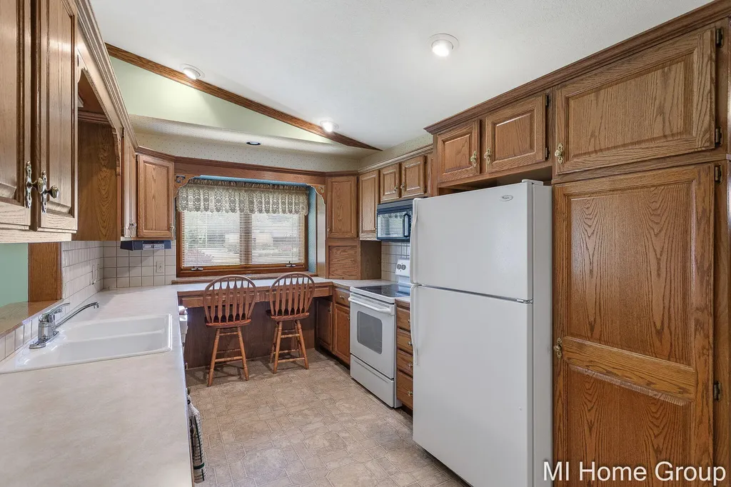 500 W Main Avenue Zeeland City MI 49464