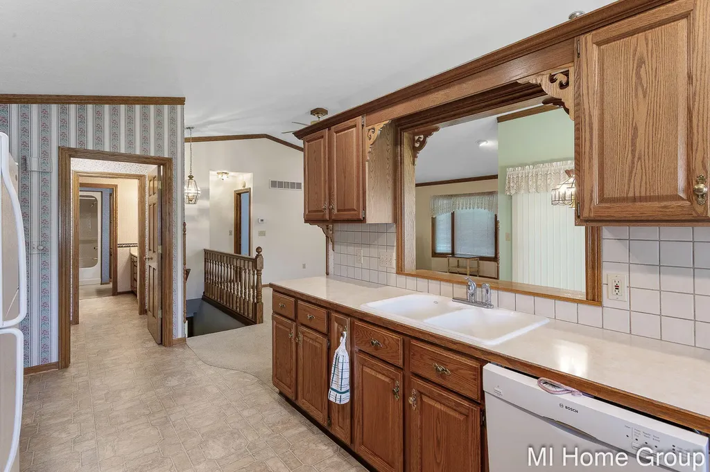 500 W Main Avenue Zeeland City MI 49464