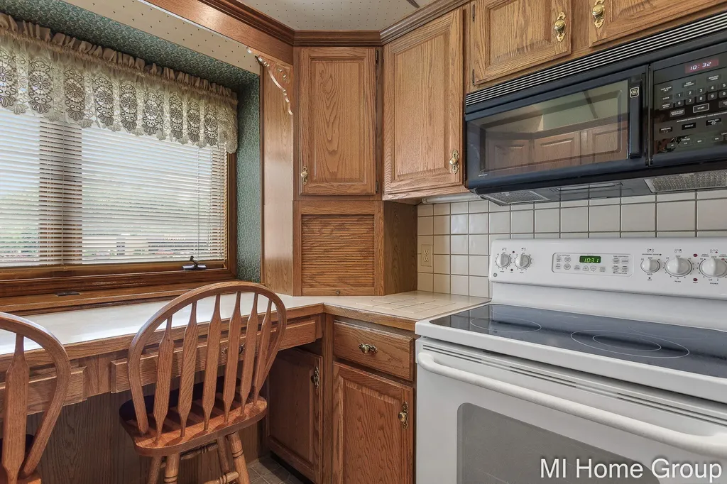 500 W Main Avenue Zeeland City MI 49464