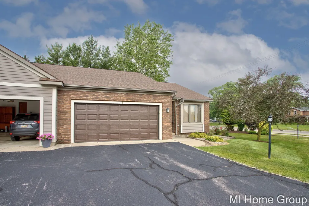 500 W Main Avenue Zeeland City MI 49464