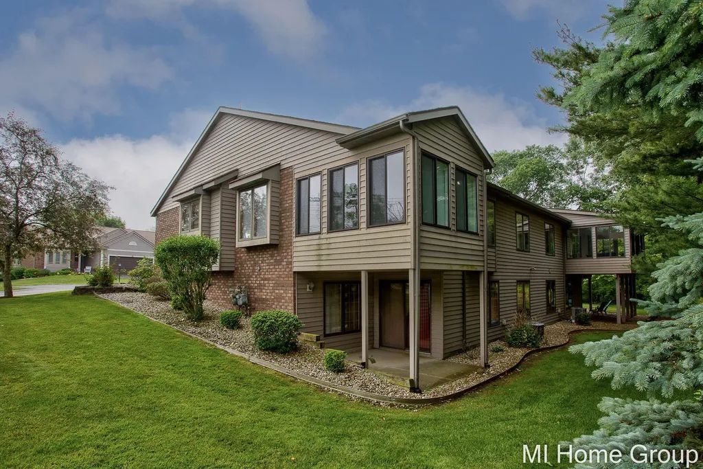 500 W Main Avenue Zeeland City MI 49464