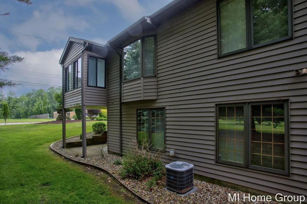 500 W Main Avenue Zeeland City MI 49464
