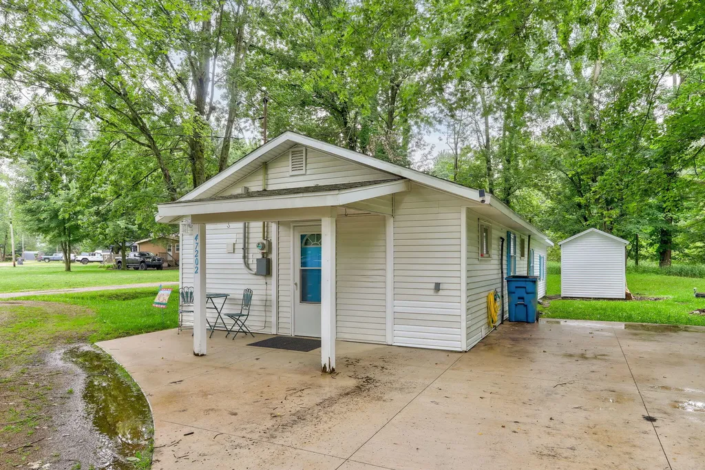 47202 N Sunset Circle Arlington Township MI 49026