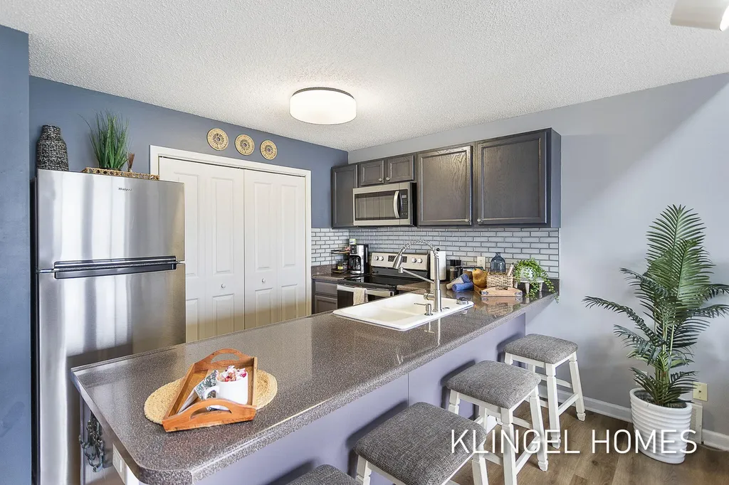 110 Millpoint Drive Spring Lake Village MI 49456