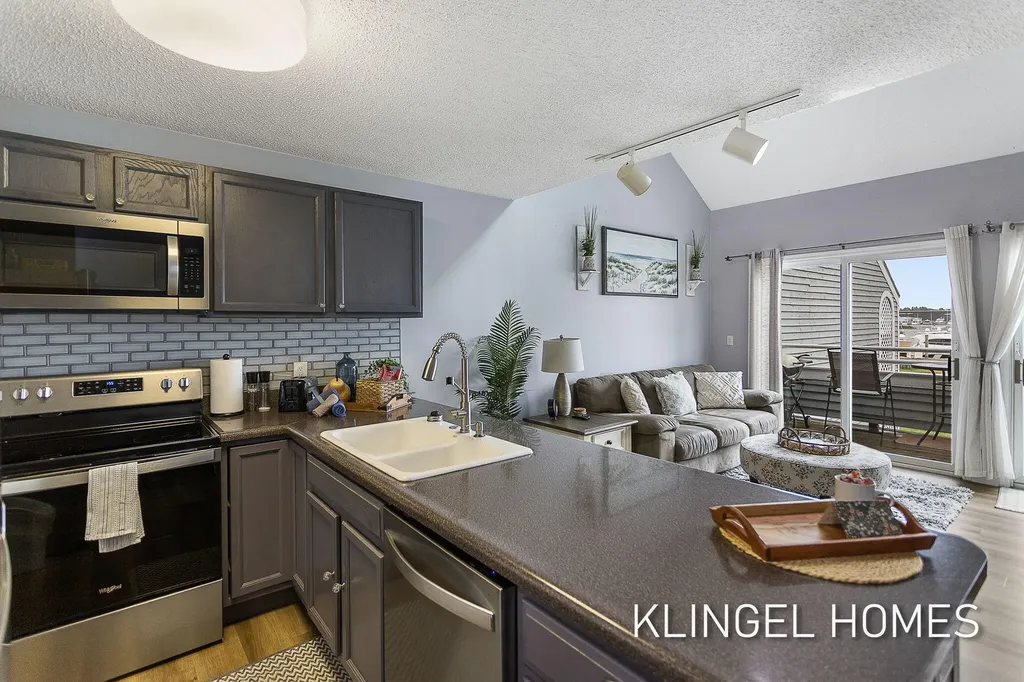 110 Millpoint Drive Spring Lake Village MI 49456
