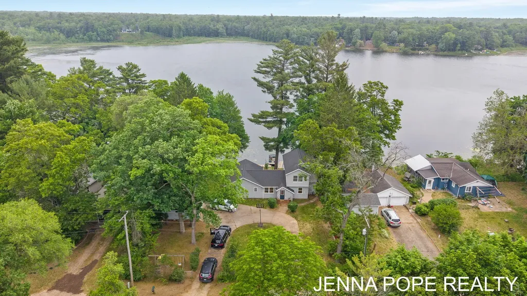 3860 Wilson Beach Road Cedar Creek Township MI 49457