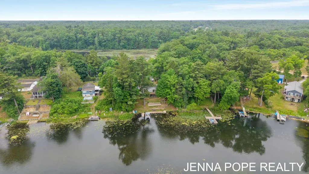 3860 Wilson Beach Road Cedar Creek Township MI 49457