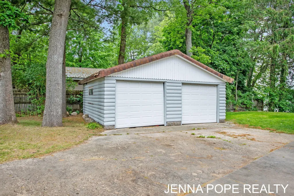 3860 Wilson Beach Road Cedar Creek Township MI 49457