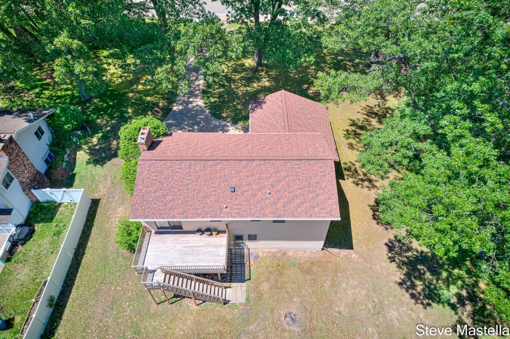 18746 N Fruitport Road Spring Lake Township MI 49456