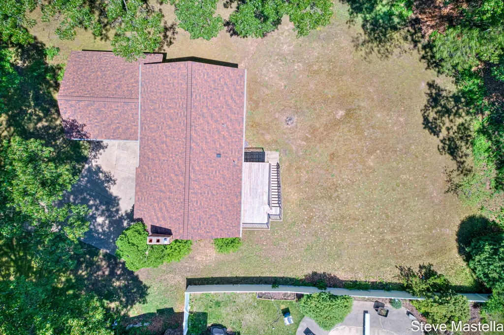 18746 N Fruitport Road Spring Lake Township MI 49456