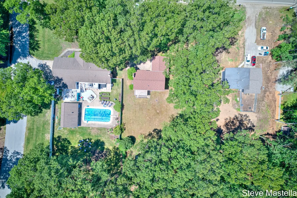 18746 N Fruitport Road Spring Lake Township MI 49456