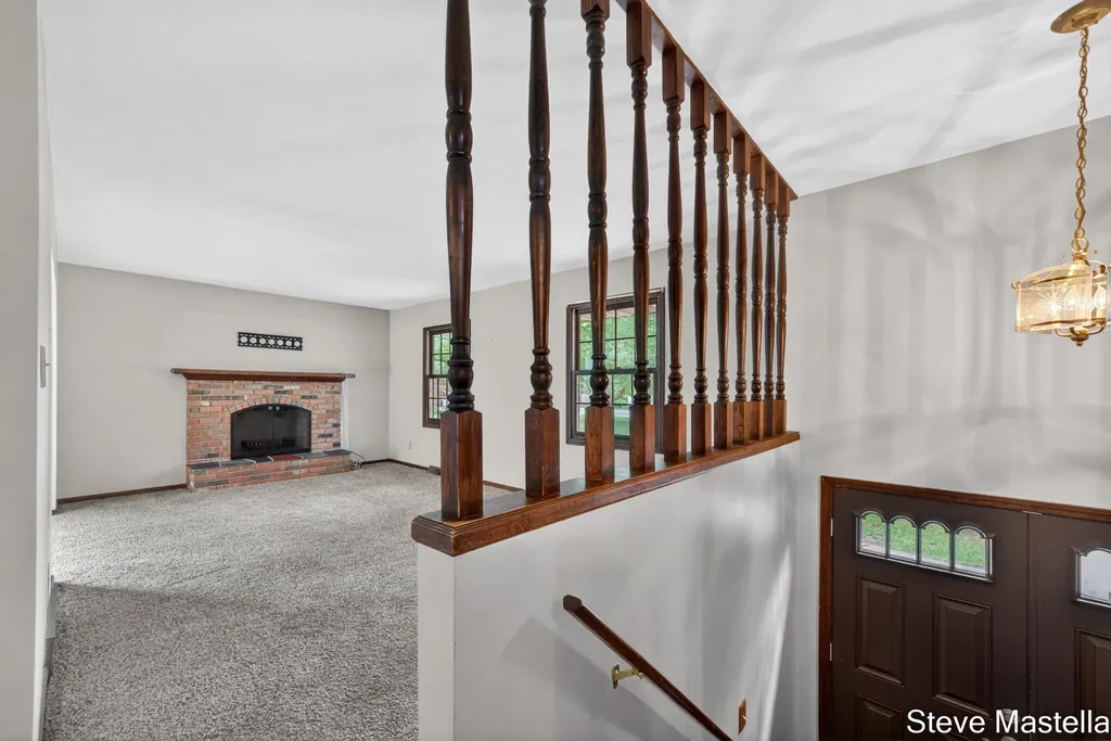 18746 N Fruitport Road Spring Lake Township MI 49456