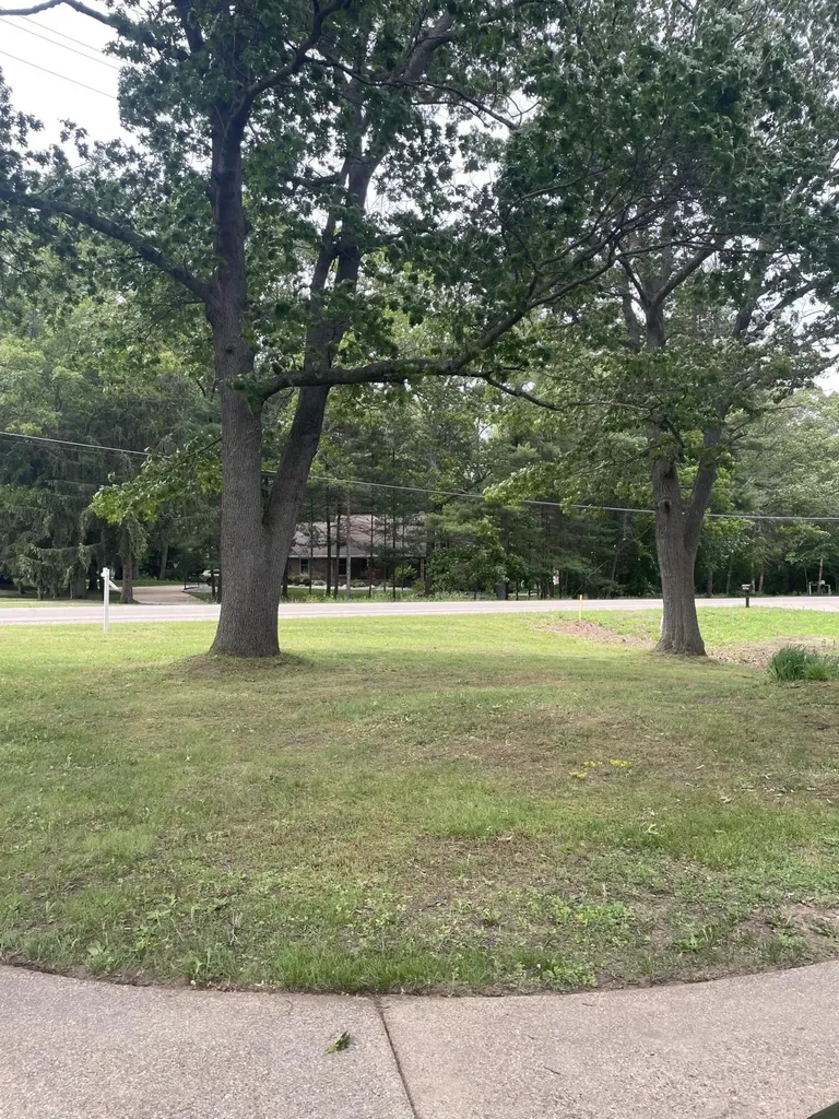 18746 N Fruitport Road Spring Lake Township MI 49456