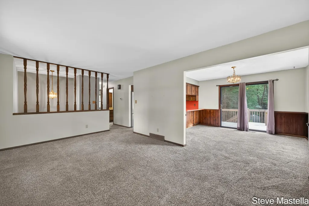18746 N Fruitport Road Spring Lake Township MI 49456