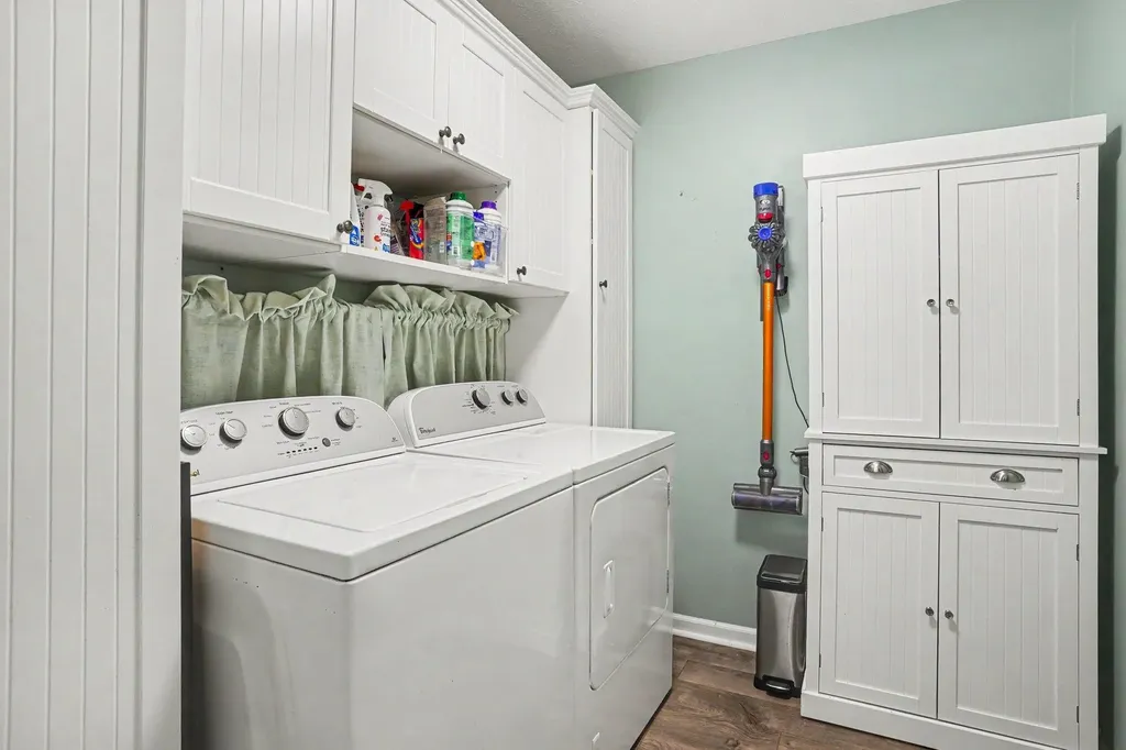 17473 Park Place Circle Ferrysburg City MI 49456