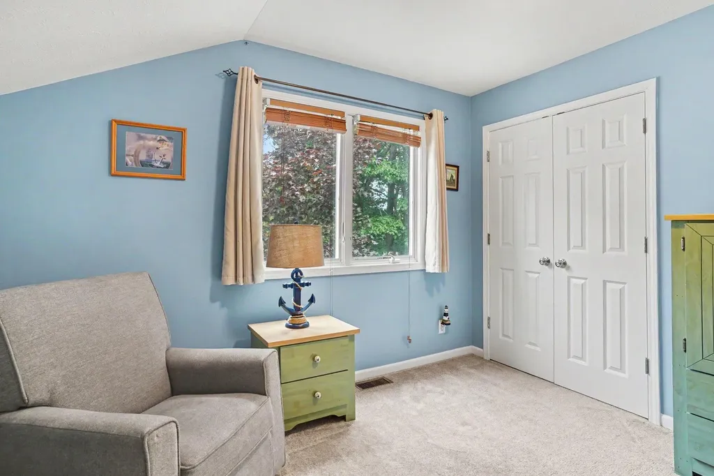 17473 Park Place Circle Ferrysburg City MI 49456