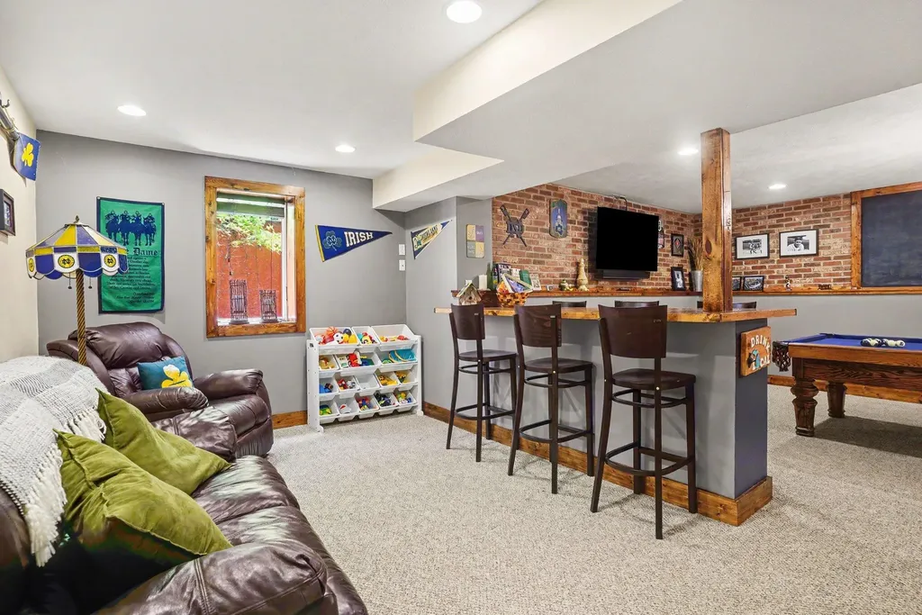 17473 Park Place Circle Ferrysburg City MI 49456