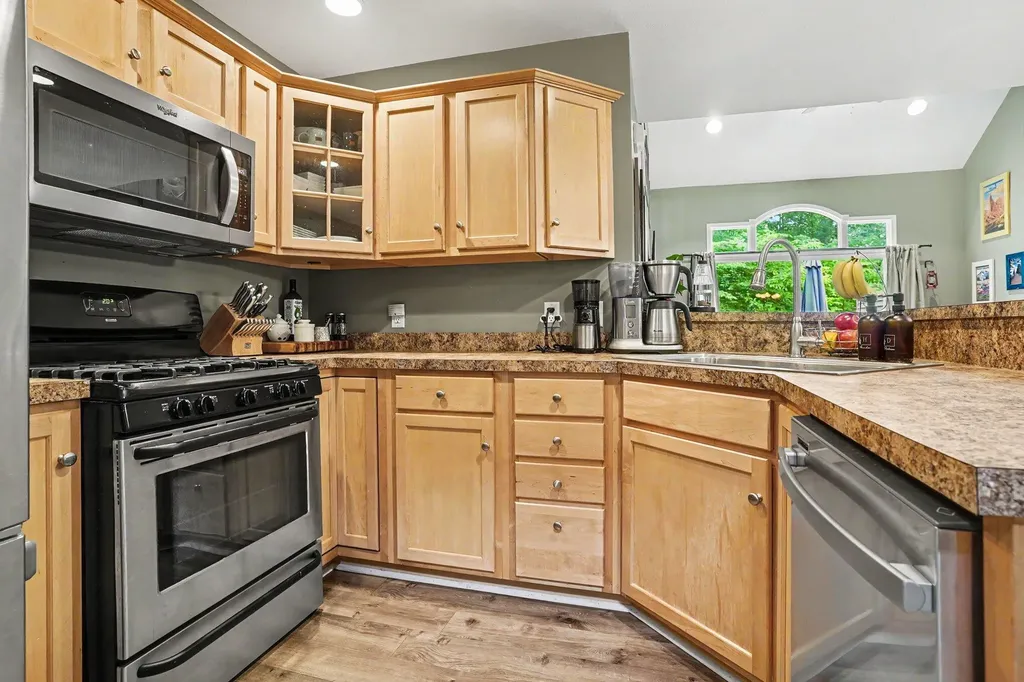 17473 Park Place Circle Ferrysburg City MI 49456