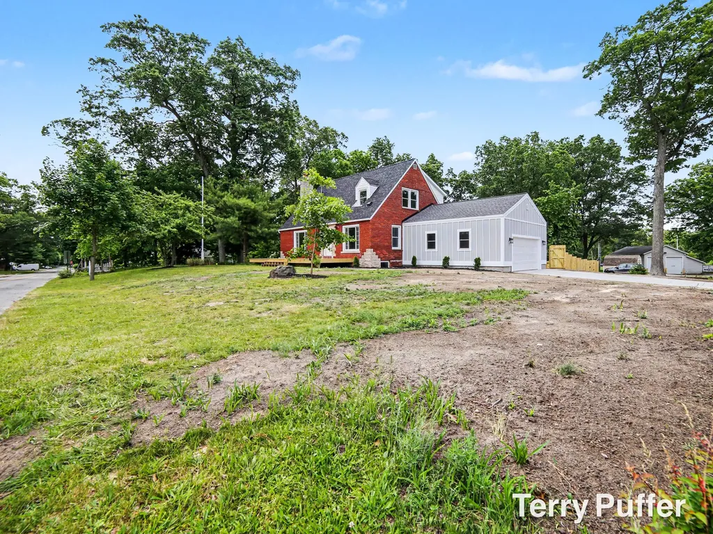 4897 Williams Street Montague City MI 49437