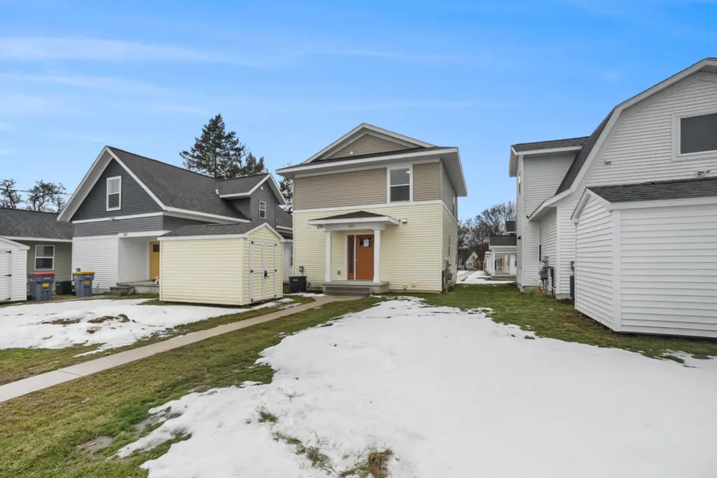 2113 Willard Avenue SE Grand Rapids City MI 49507