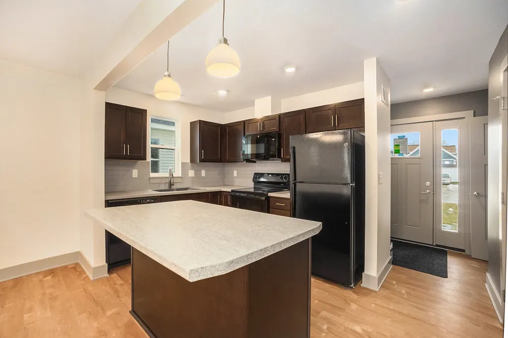 2113 Willard Avenue SE Grand Rapids City MI 49507