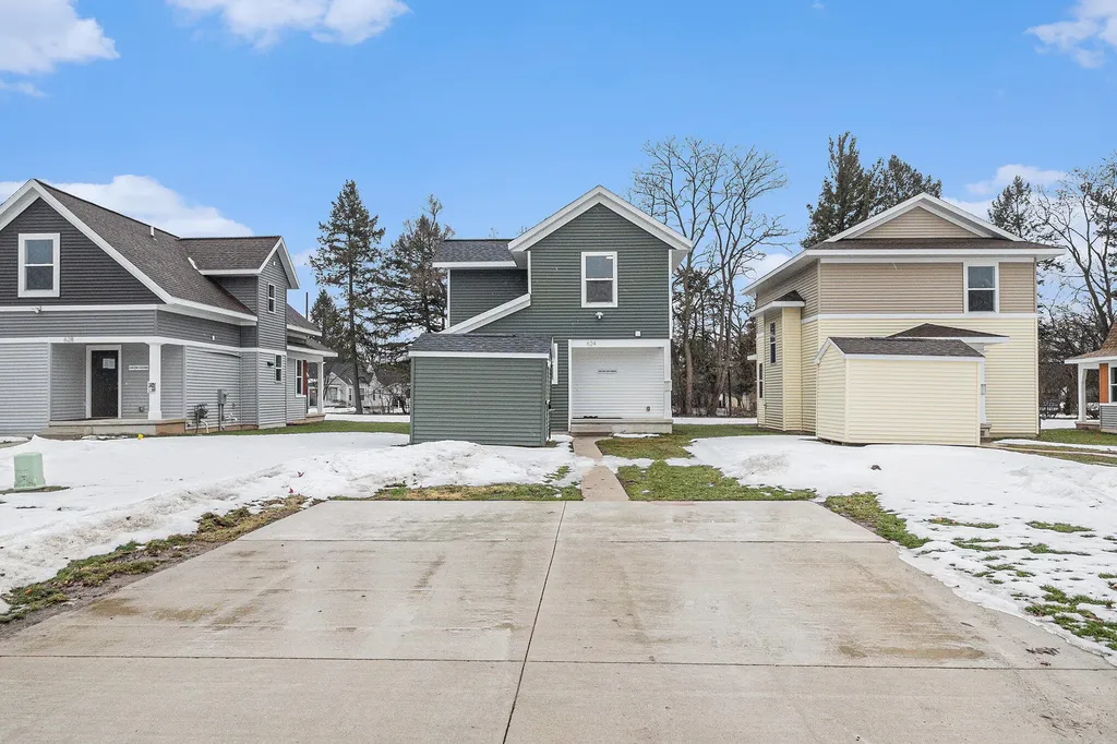2119 Linden Avenue SE Grand Rapids City MI 49507