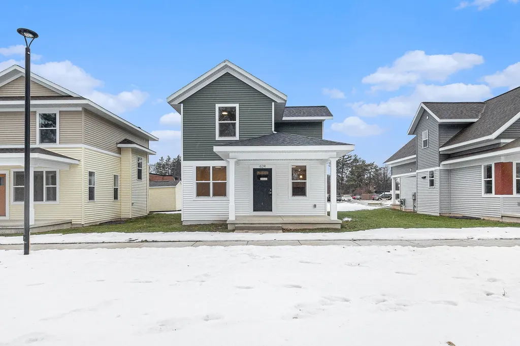 2119 Linden Avenue SE Grand Rapids City MI 49507