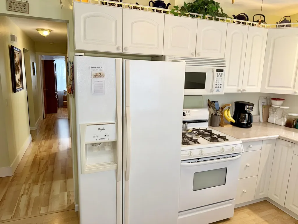 2038 Columbus Avenue Norton Shores City MI 49441