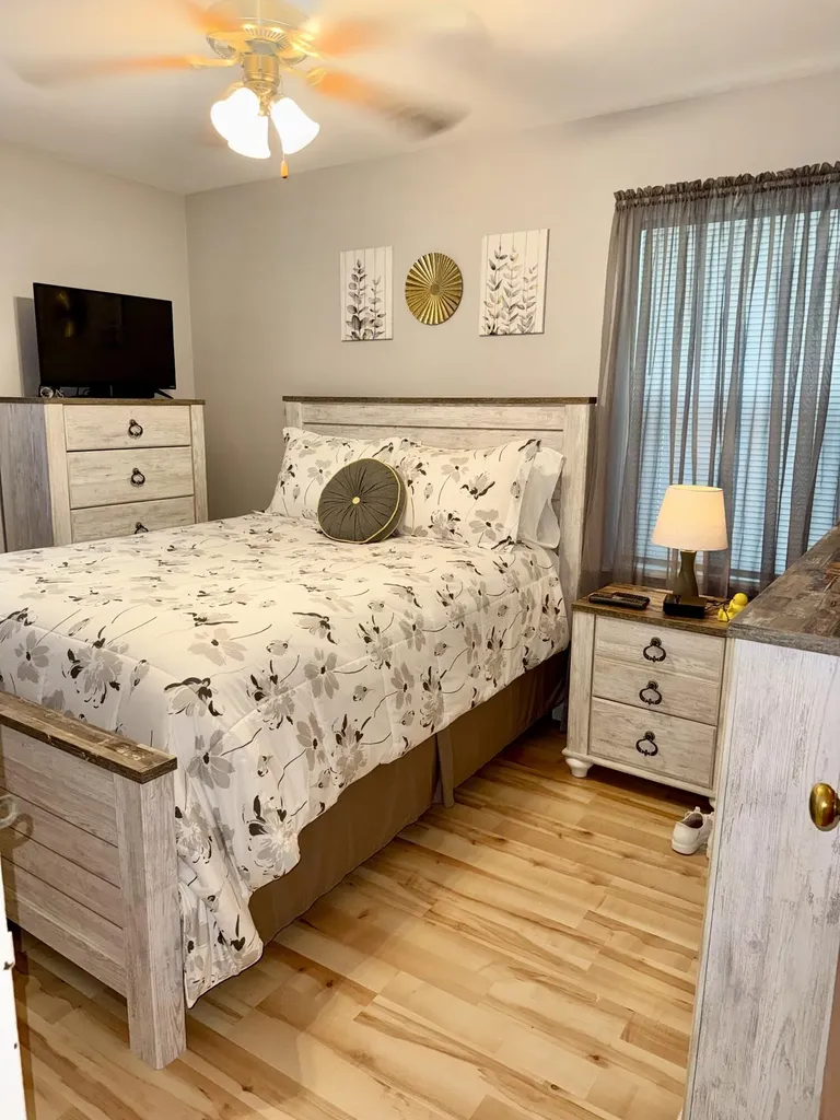 2038 Columbus Avenue Norton Shores City MI 49441