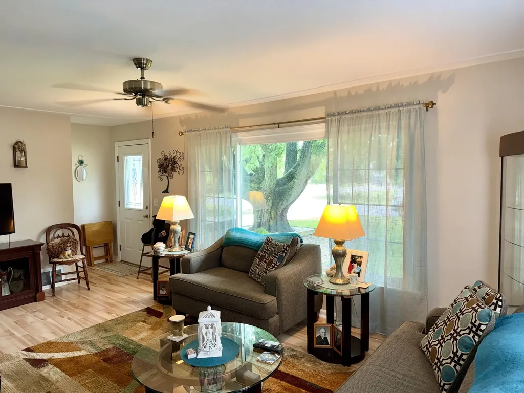 2038 Columbus Avenue Norton Shores City MI 49441
