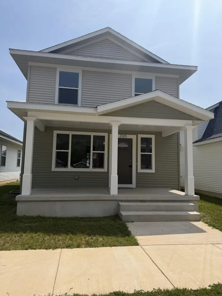 2105 Willard Avenue SE Grand Rapids City MI 49507
