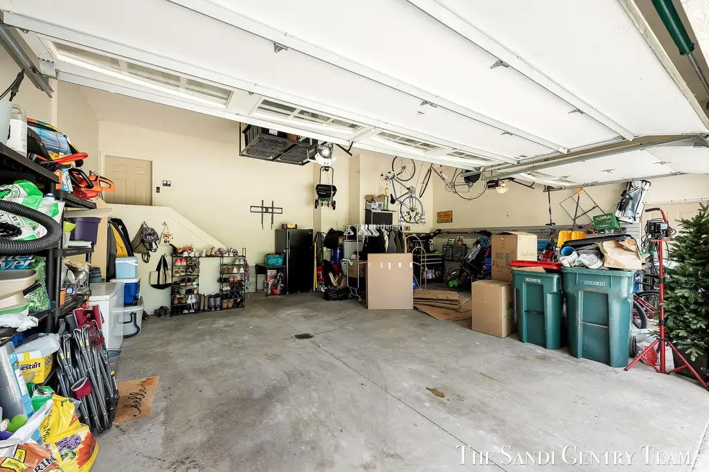17 Boulder Drive Norton Shores City MI 49444